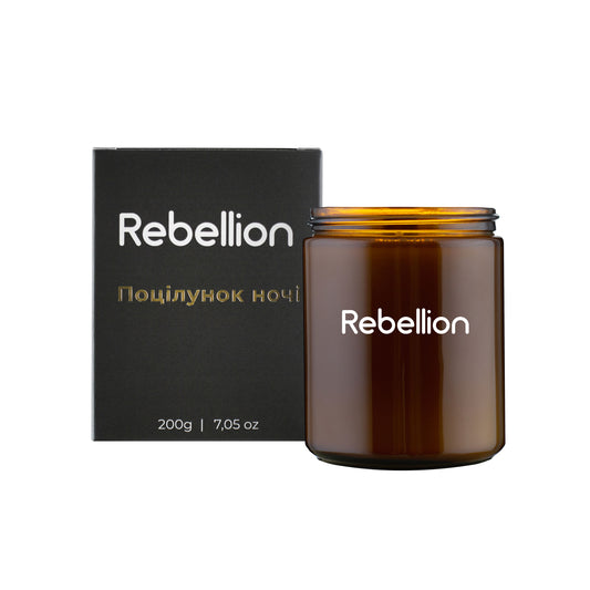 Aromatic candle "Kiss of the Night"